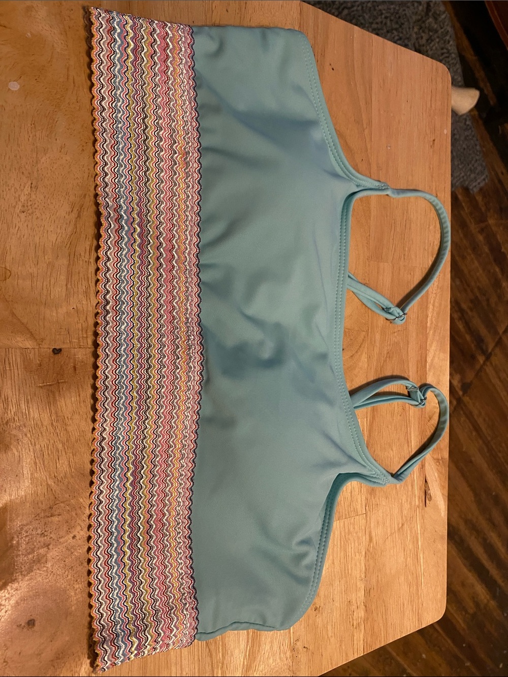Light Blue Cropped Tank with Multicolor Zigzag Band